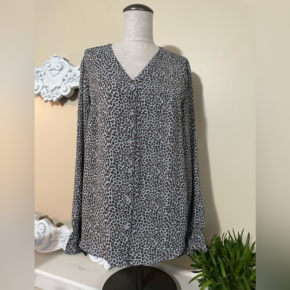 Tahari Leopard Print Button-Up Blouse Size M